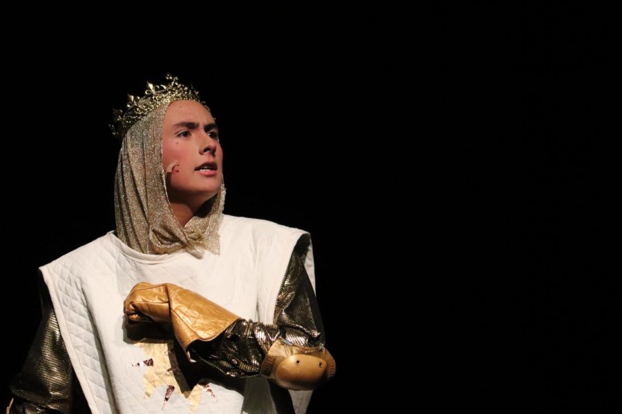 José Graterol portrays King Arthur in the theatre and choirs production of Spamalot.