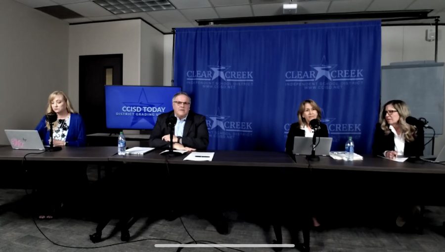 Superintendent+Greg+Smith%2C+Assistant+Superintendent+of+Secondary+Schools+Karen+Engle%2C+Assistant+Superintendent+of+Elementary+Education+Holly+Hughes+and+Director+of+Guidance+and+Counseling%2C+Dava+West%2C+discuss+the+new+grading+policy+on+Facebook+live.+