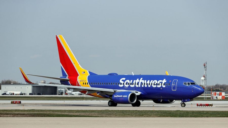 Southwest+Leaves+Thousands+Stranded+On+Christmas